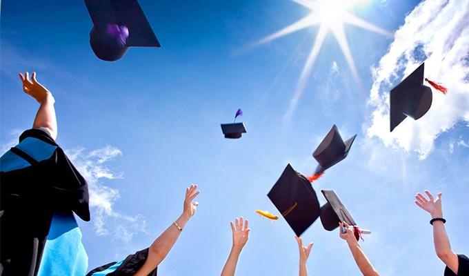 Người Việt đi mua chữ