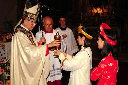 Hồng y Phanxicô Xaviê Nguyễn Văn Thuận