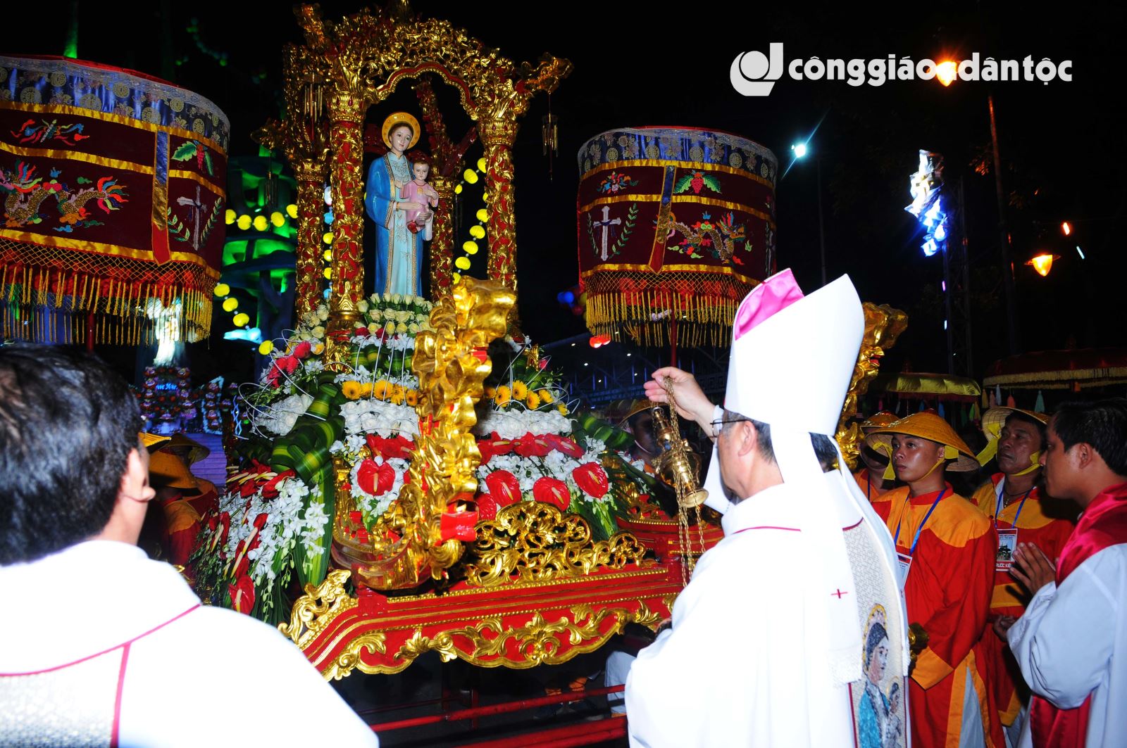 04 Cung nghinh Duc Mẹ La Vang