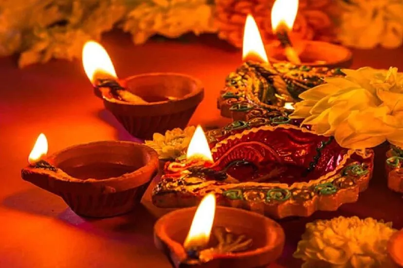 Le-hoi-Deepavali-cua-An-Do.webp (45 KB)