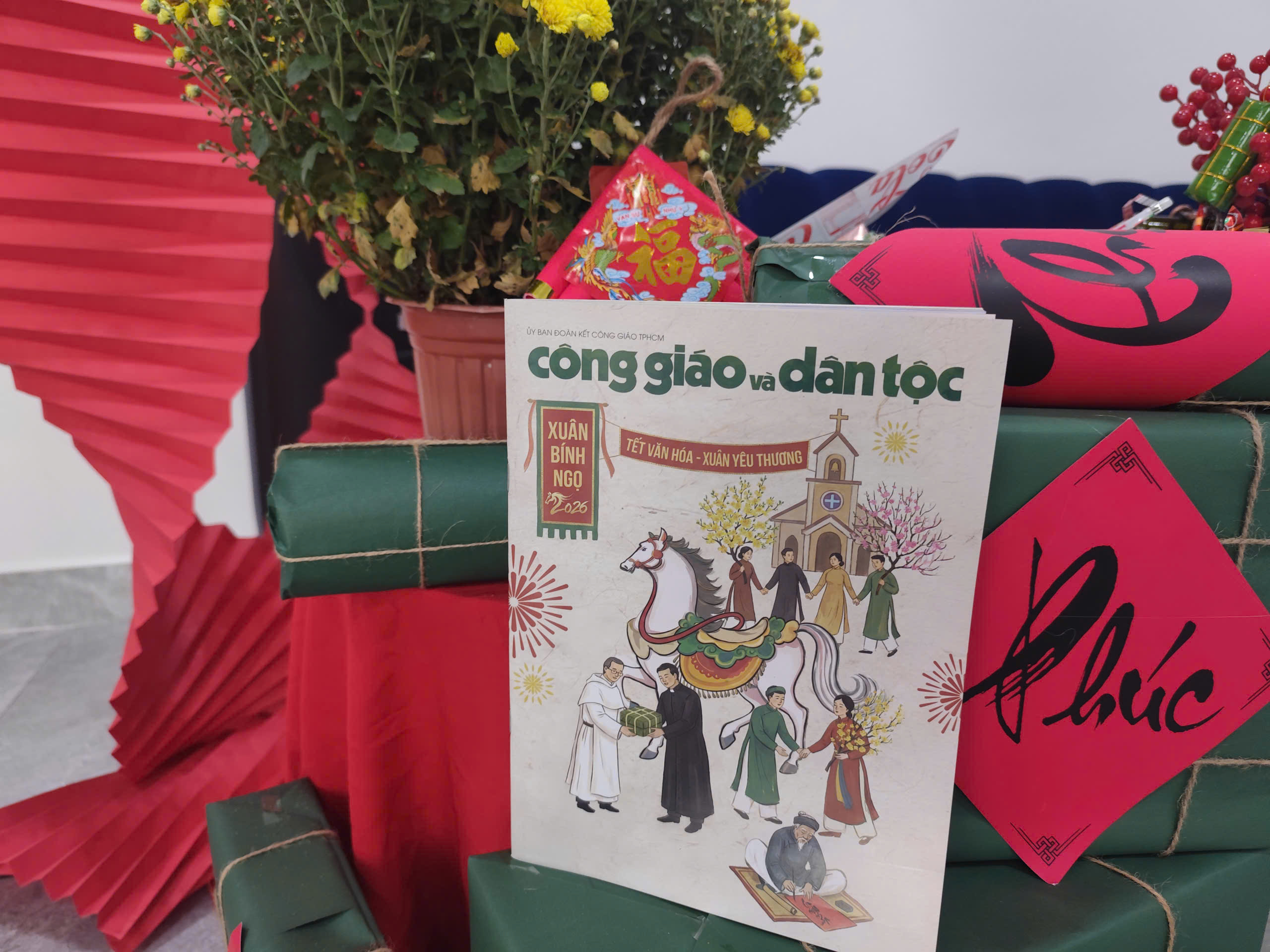 Quà tết là báo xuân