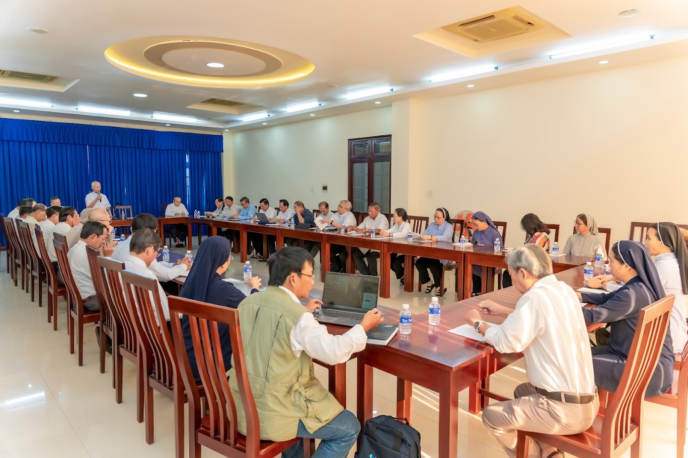 Giáo phận Nha trang họp bàn xây dựng Giáo hội Hiệp hành.JPG (255 KB)