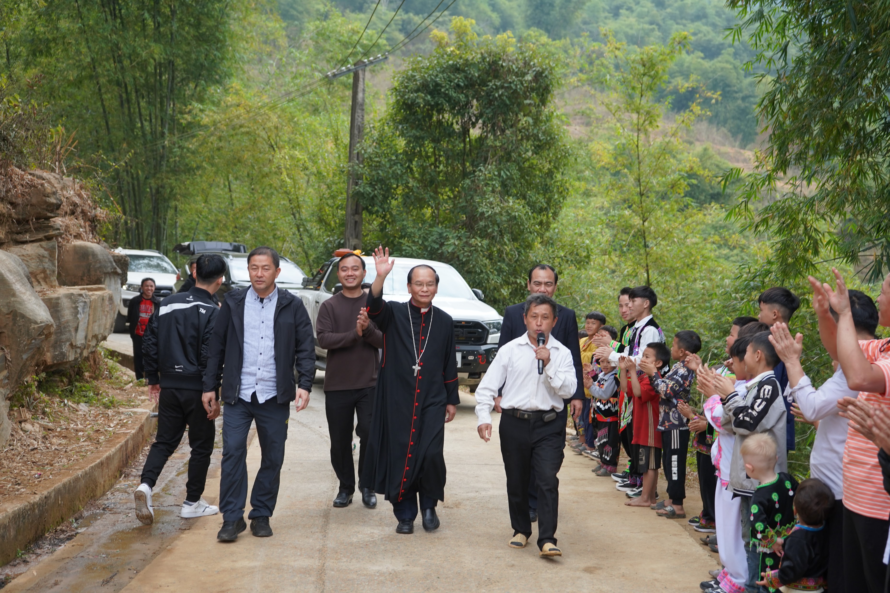 a08.JPG (1.30 MB)