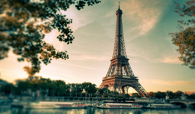 Một lần đến tháp Eiffel