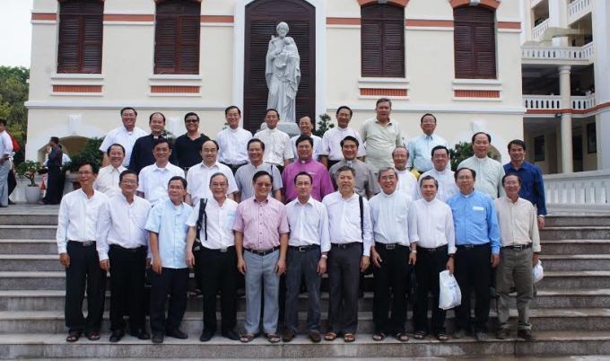 ĐCV Thánh Giuse Sài Gòn họp mặt các linh mục từ khóa I đến khóa IX