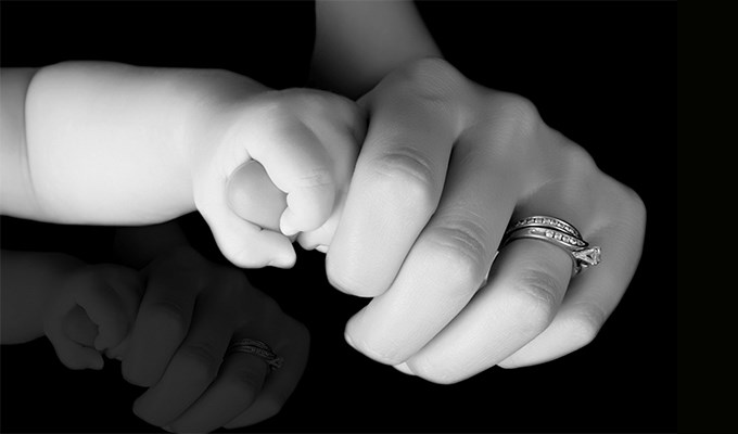 Gia đình là chủng viện đầu tiên. Người mẹ là cha giáo đầu tiên