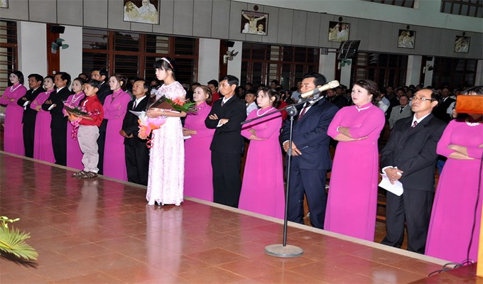 Khi lời cảm ơn trong thánh lễ quá dài…