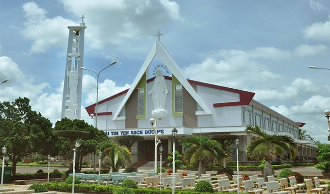 Về Vinh Hòa thăm xứ đạo “kiểu mẫu”