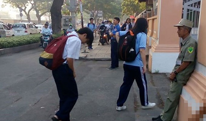 Giáo dục nhân bản từ nhỏ