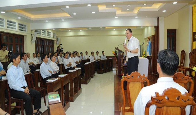 Đấng kế vị thứ 10 của Don Bosco thăm Việt Nam