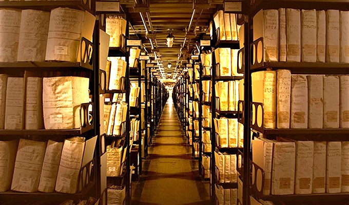 Bí ẩn cuộn giấy da Laurentius Loricatus ở Vatican