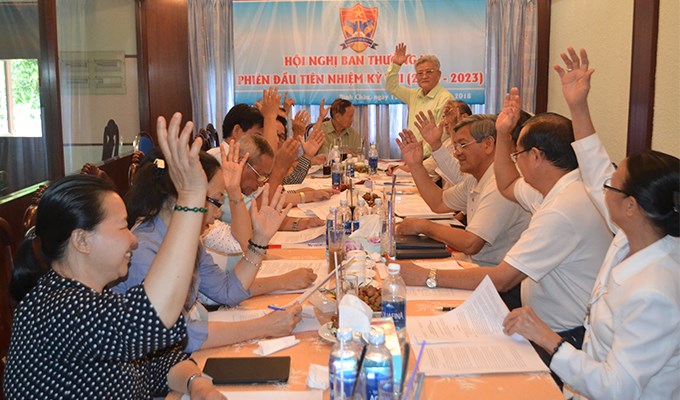 Phiên họp đầu tiên của Ban Thường vụ