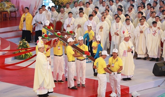 “Hãy tỉnh thức và cầu nguyện”