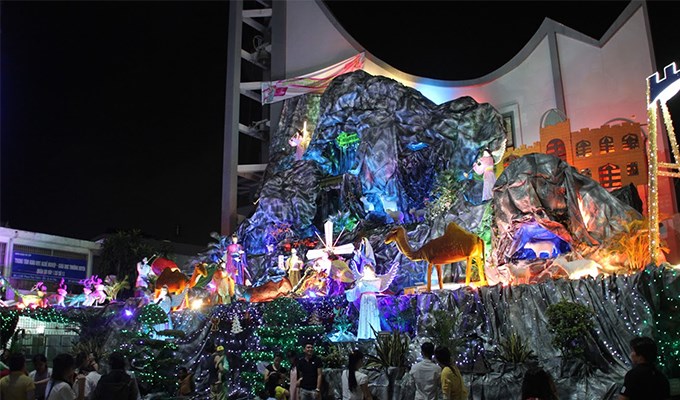 Khởi động mùa Giáng Sinh 2018