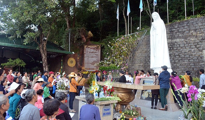 60 năm  tượng Ðức Mẹ Tàpao