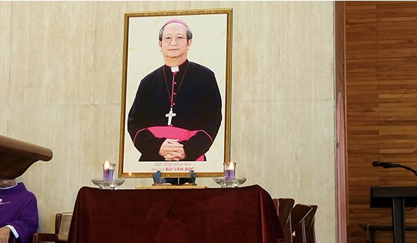 UBĐKCG TP.HCM cầu nguyện và tưởng niệm Đức TGM Phaolô Bùi Văn Đọc