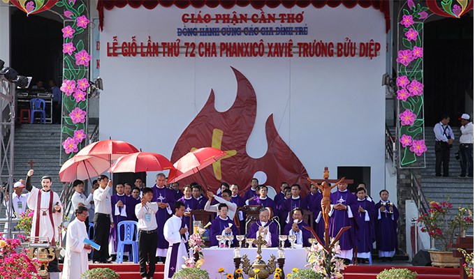VỀ VỚI CHA PX TRƯƠNG BỬU DIỆP NGÀY GIỖ