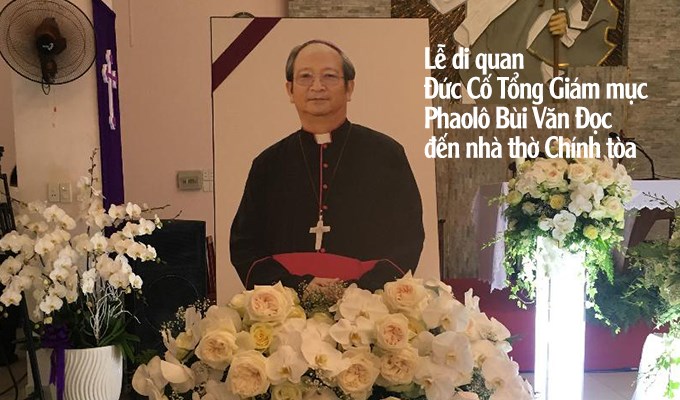 Trực tiếp Lễ Di quan Đức cố TGM Phaolô từ Tòa Giám mục đến Nhà thờ Đức Bà..