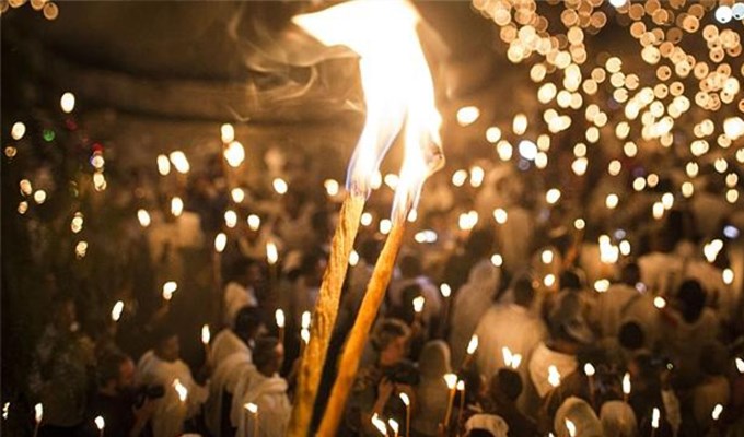Lửa Phục Sinh lan tỏa !