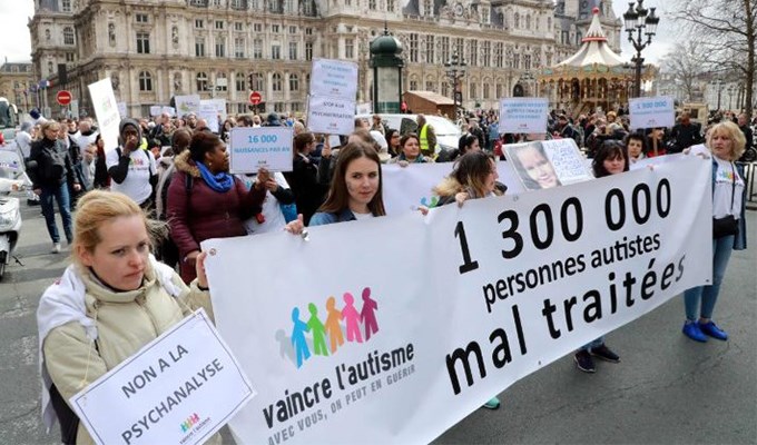 Vatican tham gia Ngày Nhận thức về tự kỷ thế giới