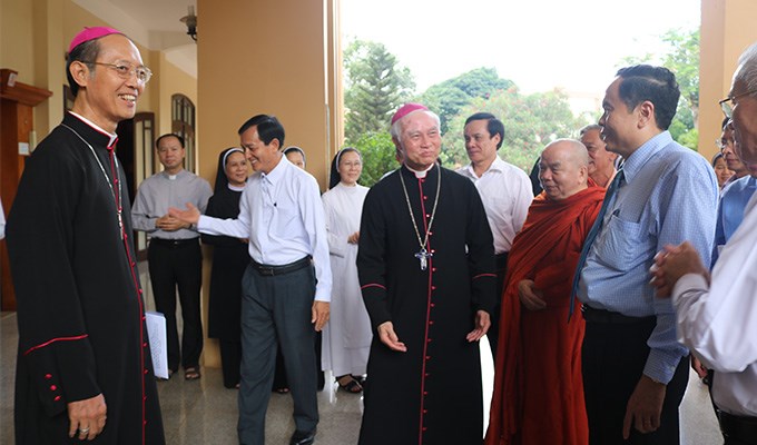 Ðoàn Ủy ban Trung ương MTTQVN  thăm và làm việc ở Ðồng Nai