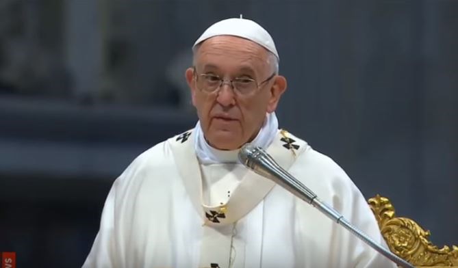 Đức Giáo Hoàng truyền chức linh mục cho 16 phó tế