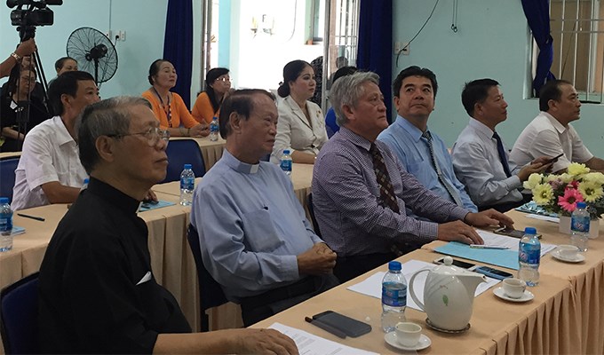 Sống tinh thần Tin mừng từ quận trung tâm đến huyện vùng ven