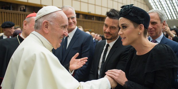 Nữ ca sĩ nổi tiếng Katy Perry mong muốn đào sâu đức tin