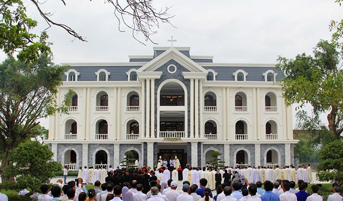 Khánh thành Tòa Giám mục mới của giáo phận Vinh