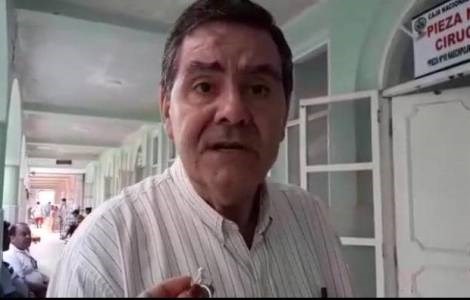 Một linh mục Bolivia bị hành hung