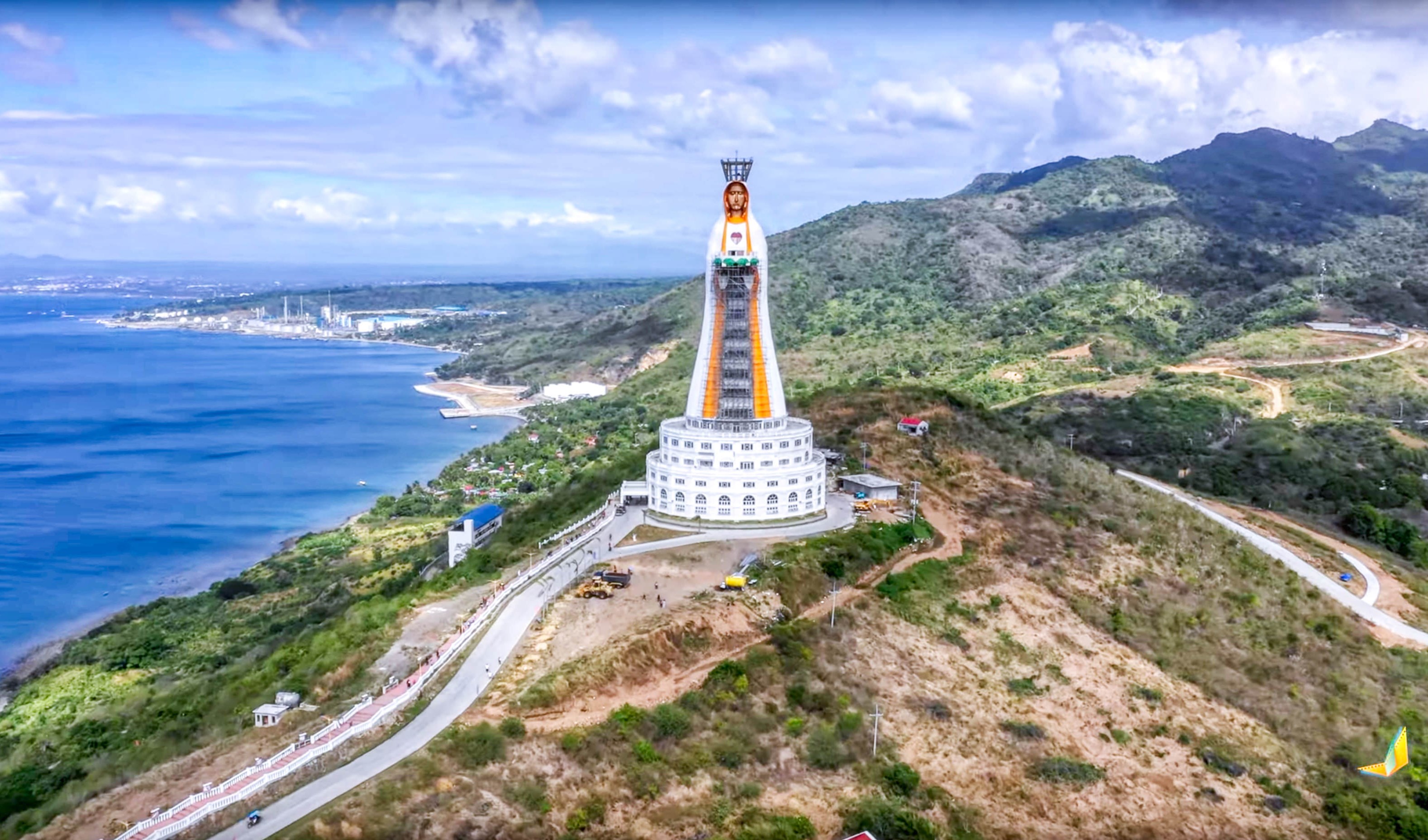 Tượng Ðức Mẹ cao nhất thế giới
