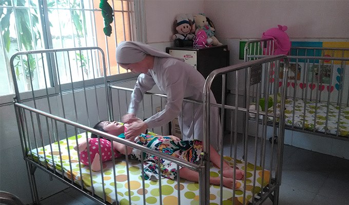 Tổ ấm phục sinh những kiếp người