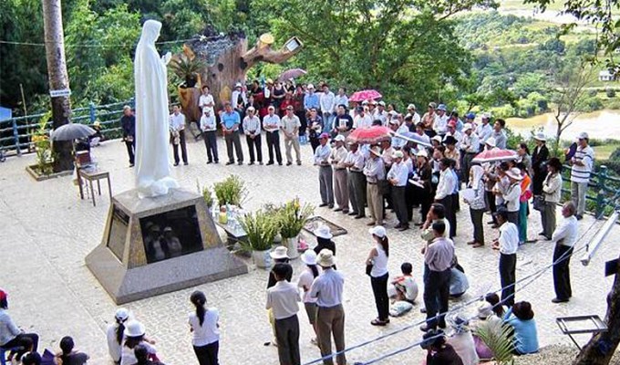 Tài liệu của Ủy Ban Giáo Lý Ðức Tin về Nhân Ðức Thờ Phượng