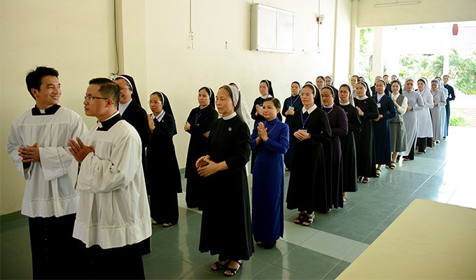 Khai giảng khóa thần học hè liên tu sĩ