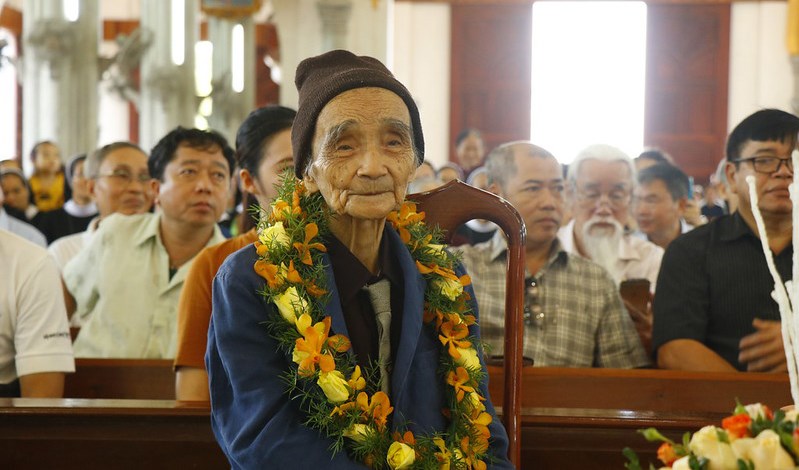 Thầy Nguyễn Khắc Dương tạ ơn, mừng thượng thọ 95 tuổi
