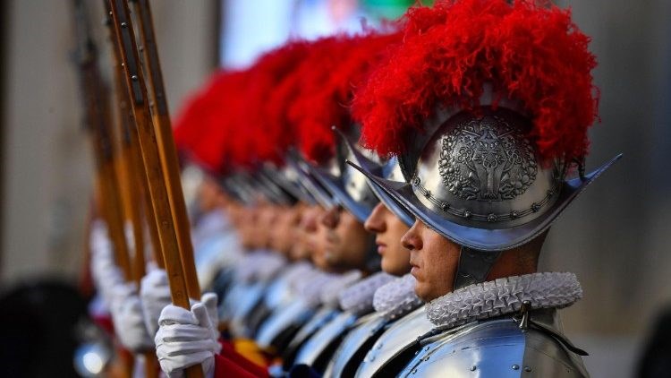 4 lính gác Thụy Sĩ ở Vatican nhiễm Covid-19