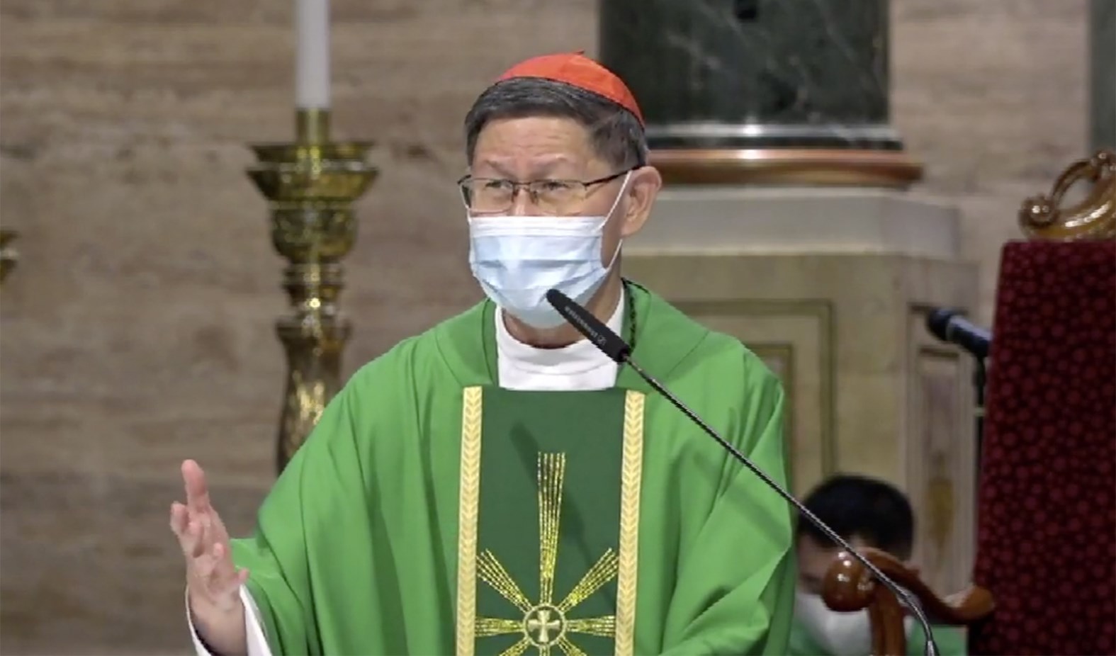 Bình phục sau khi nhiễm Covid-19, Ðức Hồng y Tagle trở về Rome
