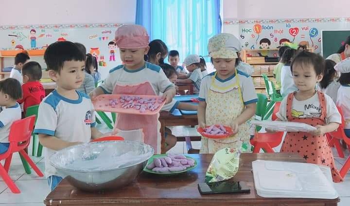 Phát triển kỹ năng cho con tại trường mầm non
