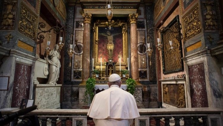 Đức Thánh Cha viếng thăm 2 nhà thờ tạm đóng cửa tại Rome