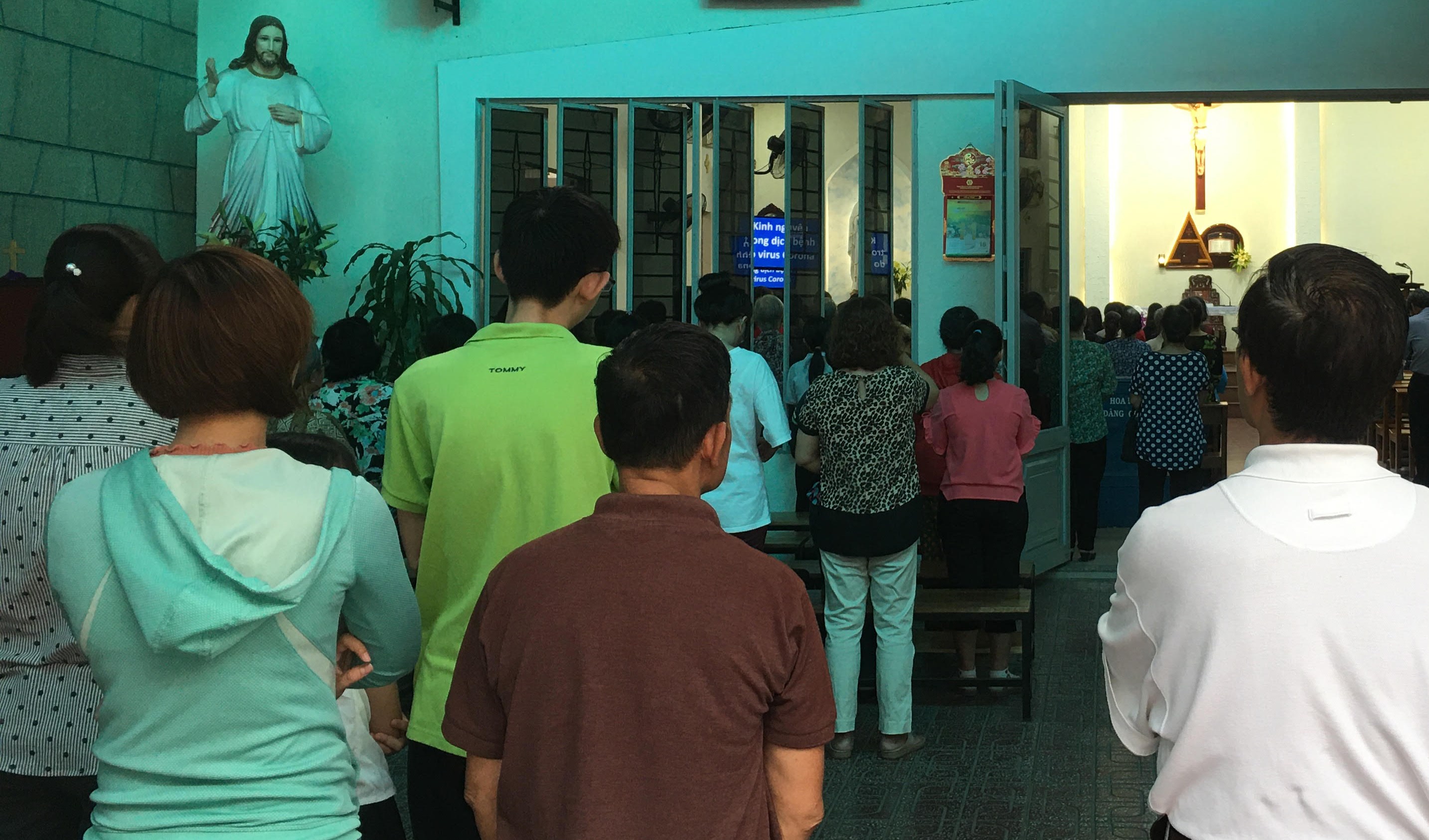 Việt nam vượt qua Covid-19 xây dựng nền văn minh Ðông Tây dẫn nhập