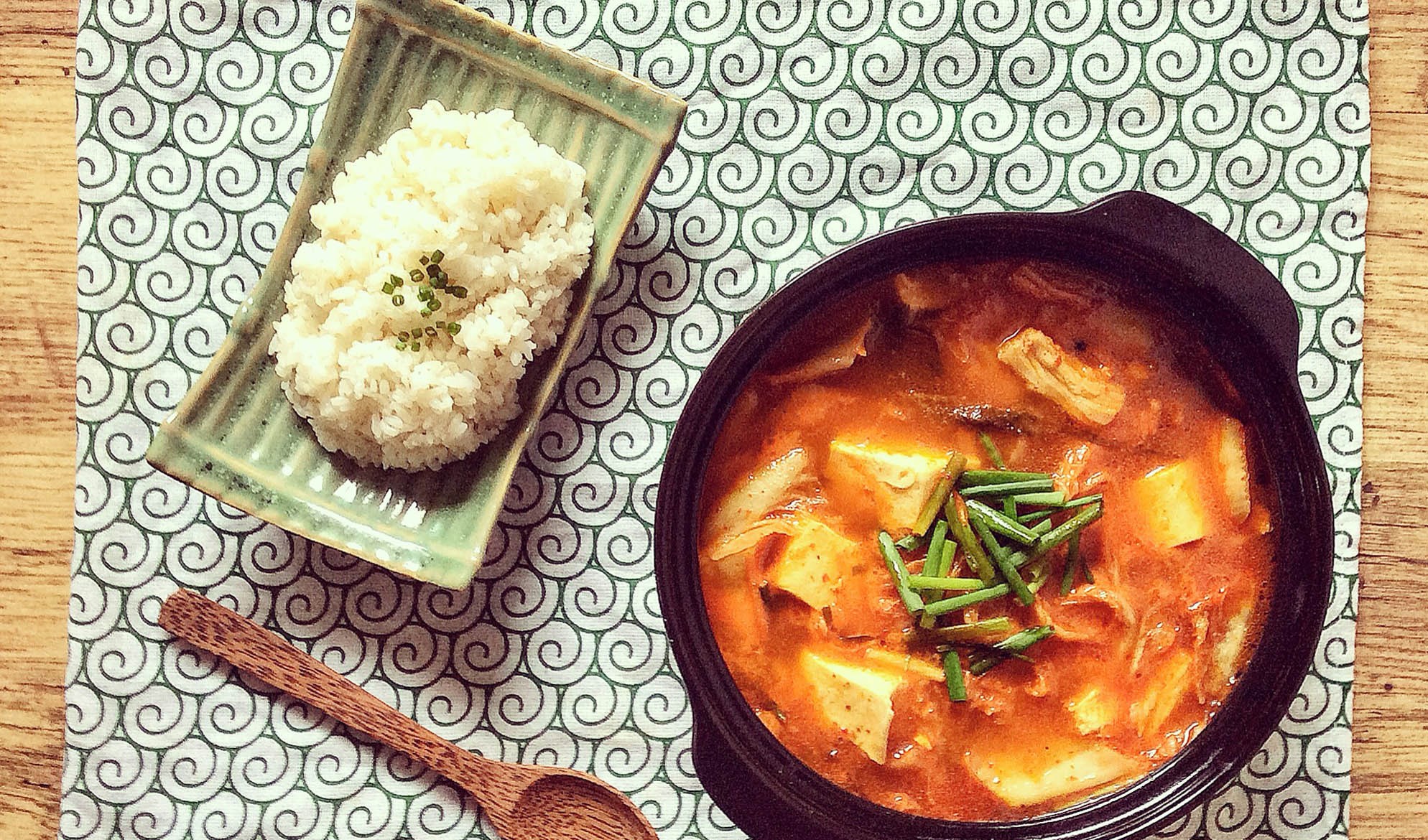 Canh kim chi thịt bò cay