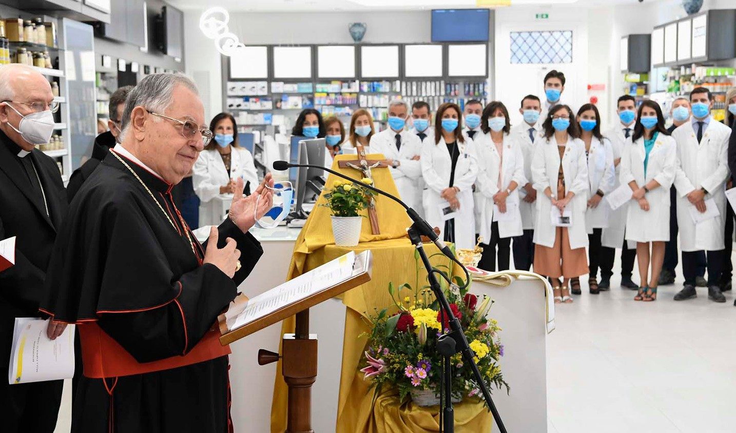 Diện mạo mới của nhà thuốc Vatican