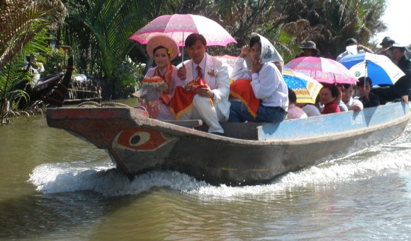 Ðám cưới miền sông nước