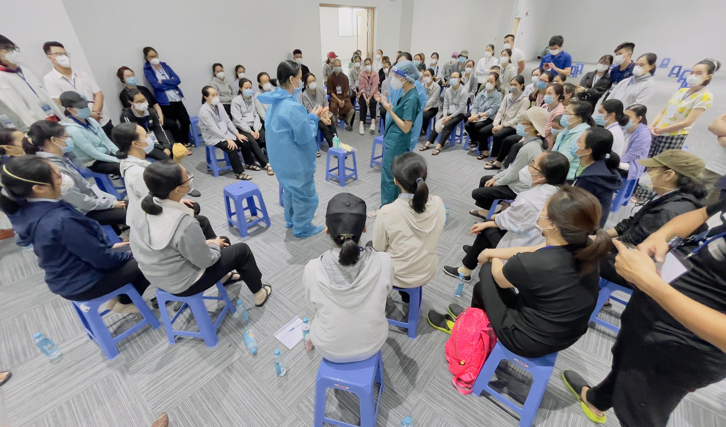 Vào tâm dịch: Hành trình yêu thương