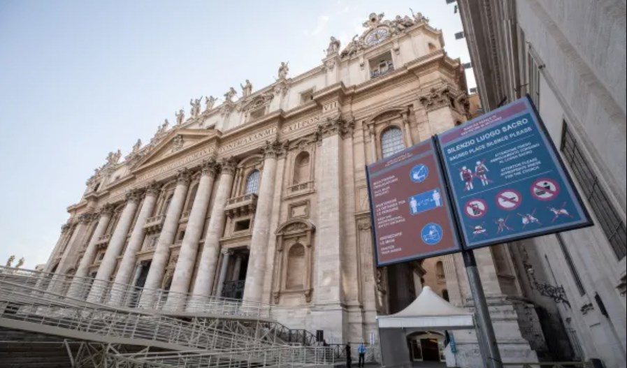 Vatican áp dụng thẻ xanh y tế