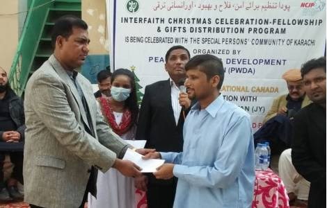 Giáng Sinh liên tôn dành cho người khiếm thị tại Pakistan