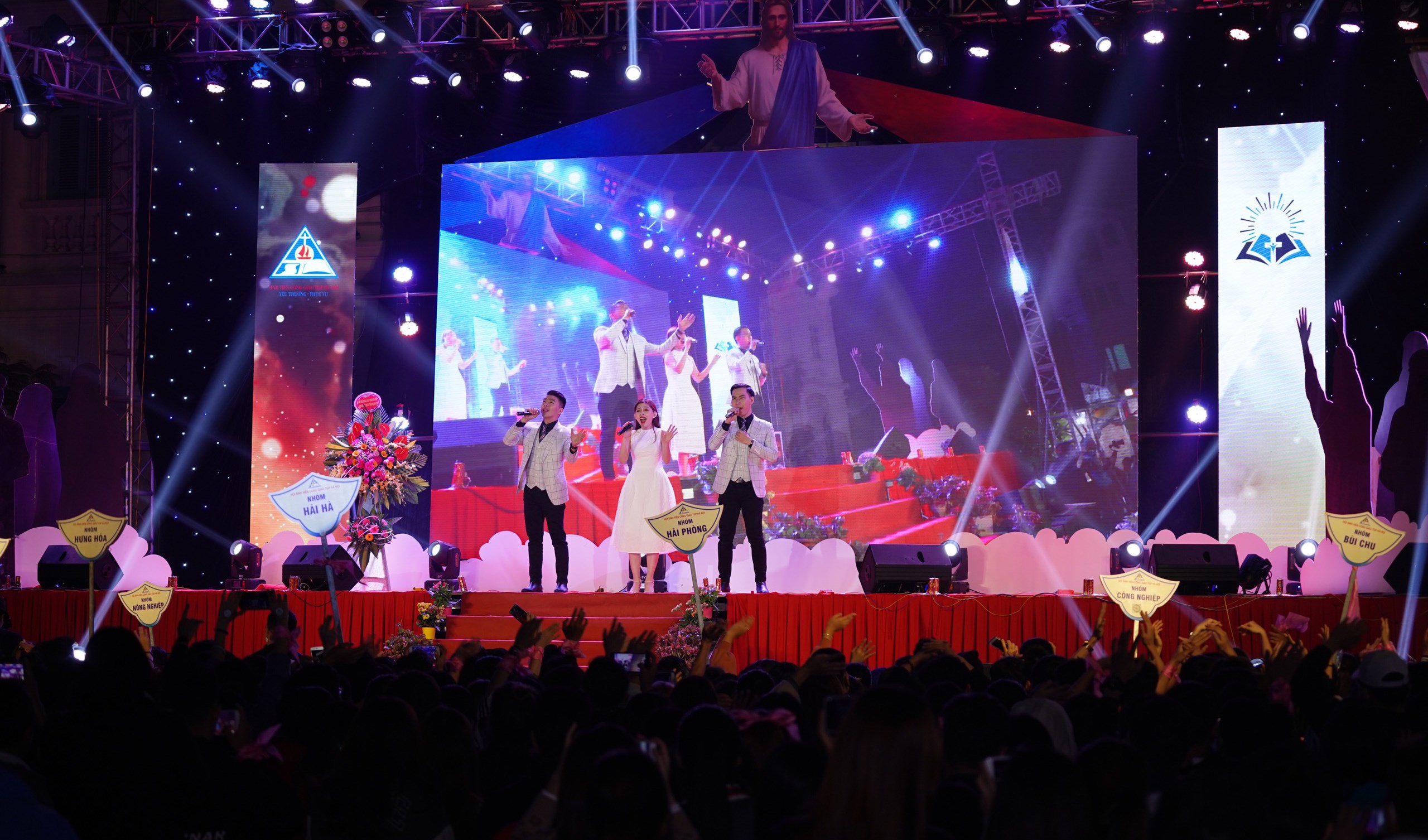 Angelo ban nhạc cho người trẻ