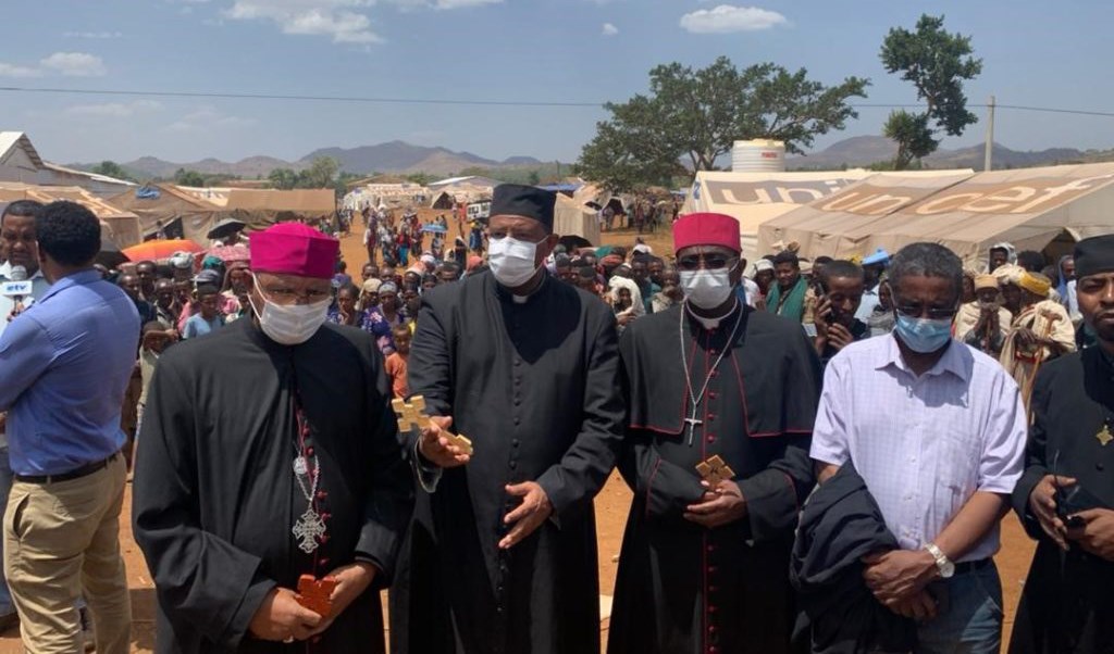 Giáo hội tại Ethiopia thăm người tị nạn