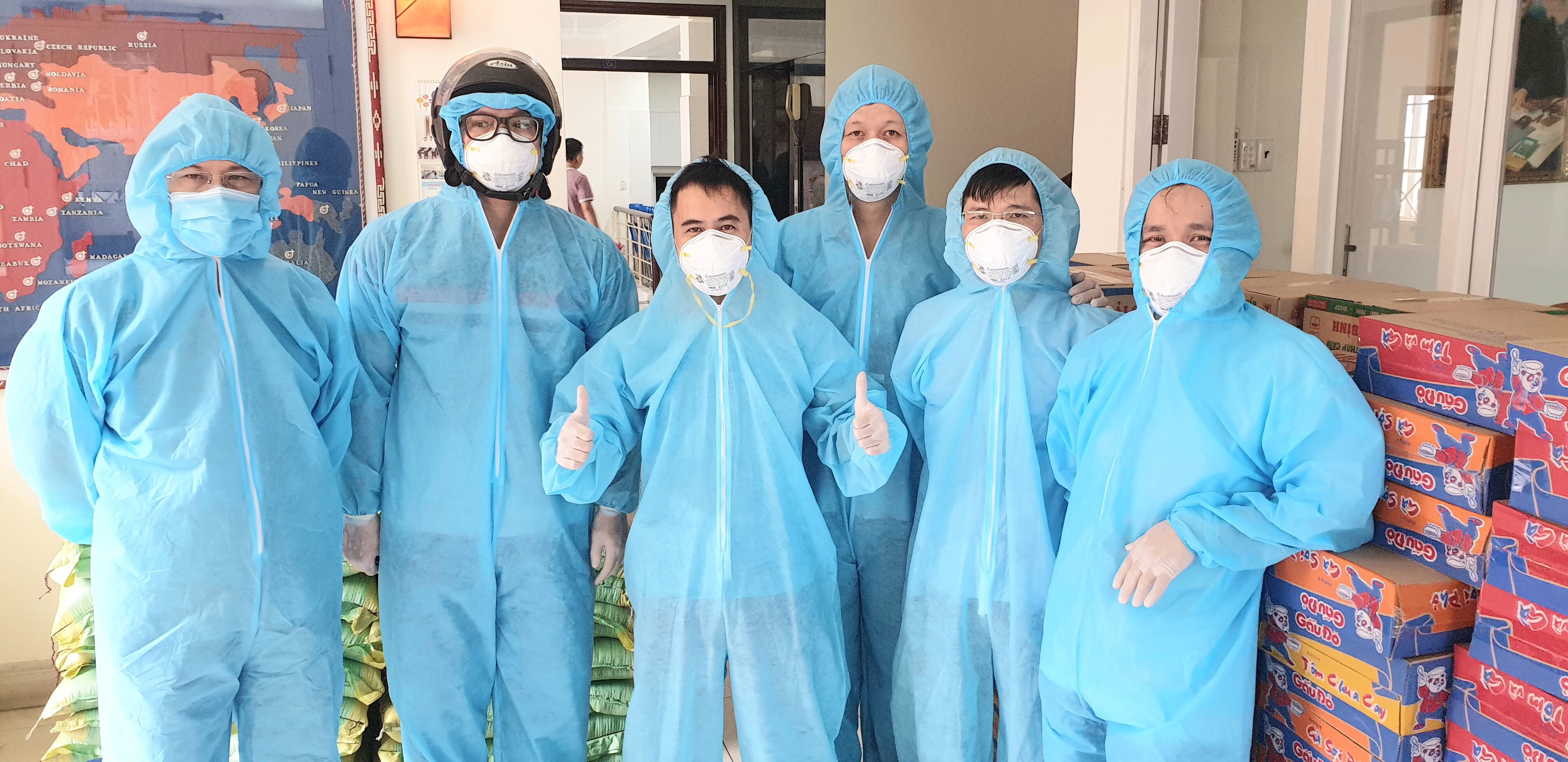Vòng tay yêu thương của dòng Ngôi Lời