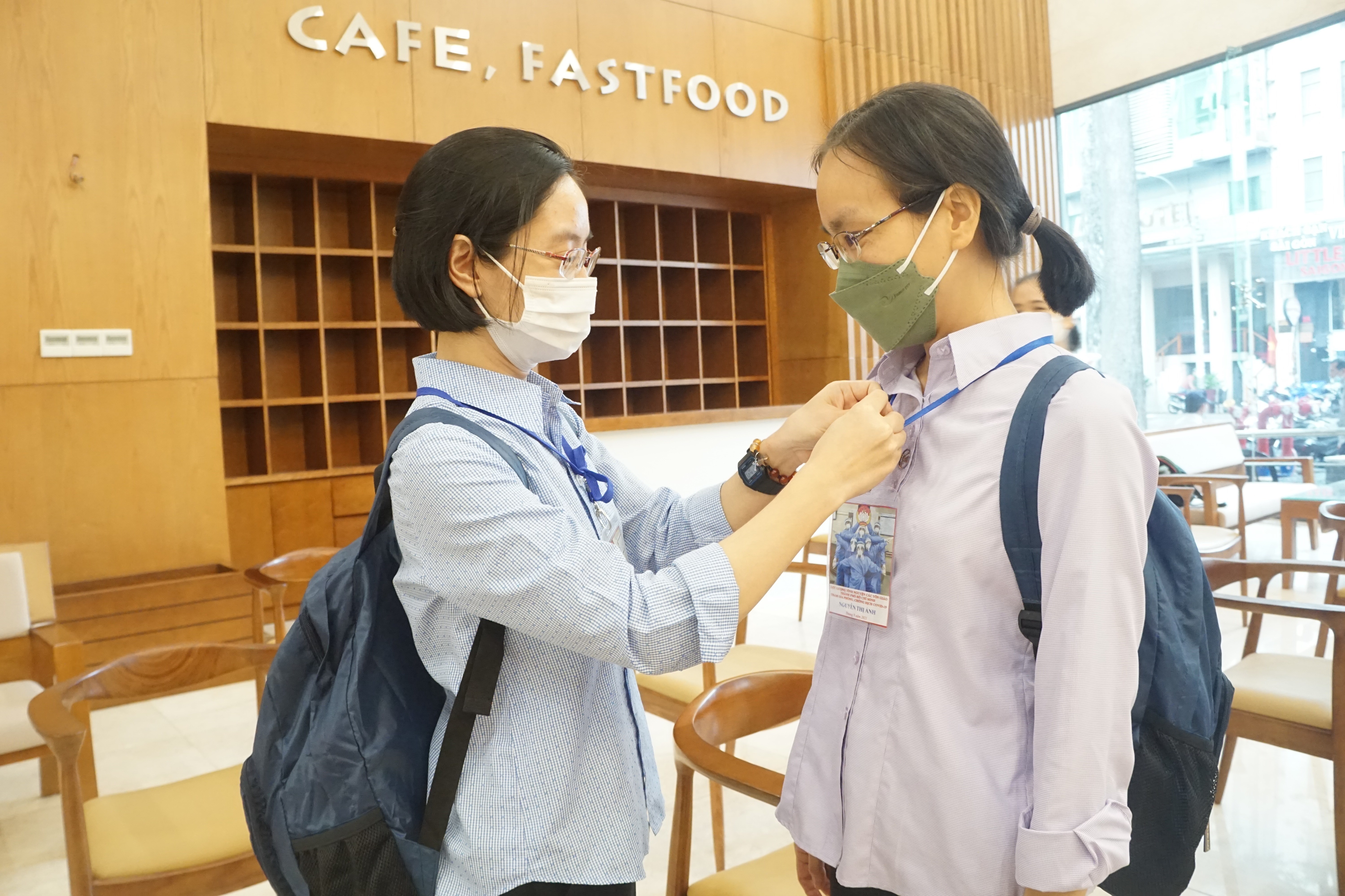 Thêm 19 tu sĩ phục vụ tại bệnh viện dã chiến số 16